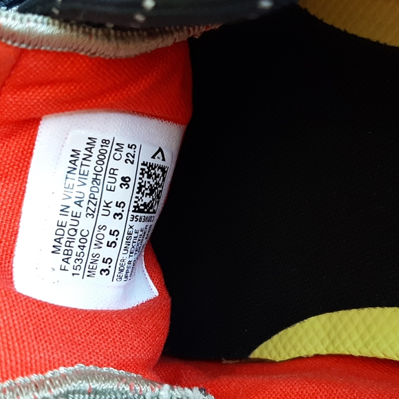 Kids Chuck Taylor Converse - Picture 7 of 8